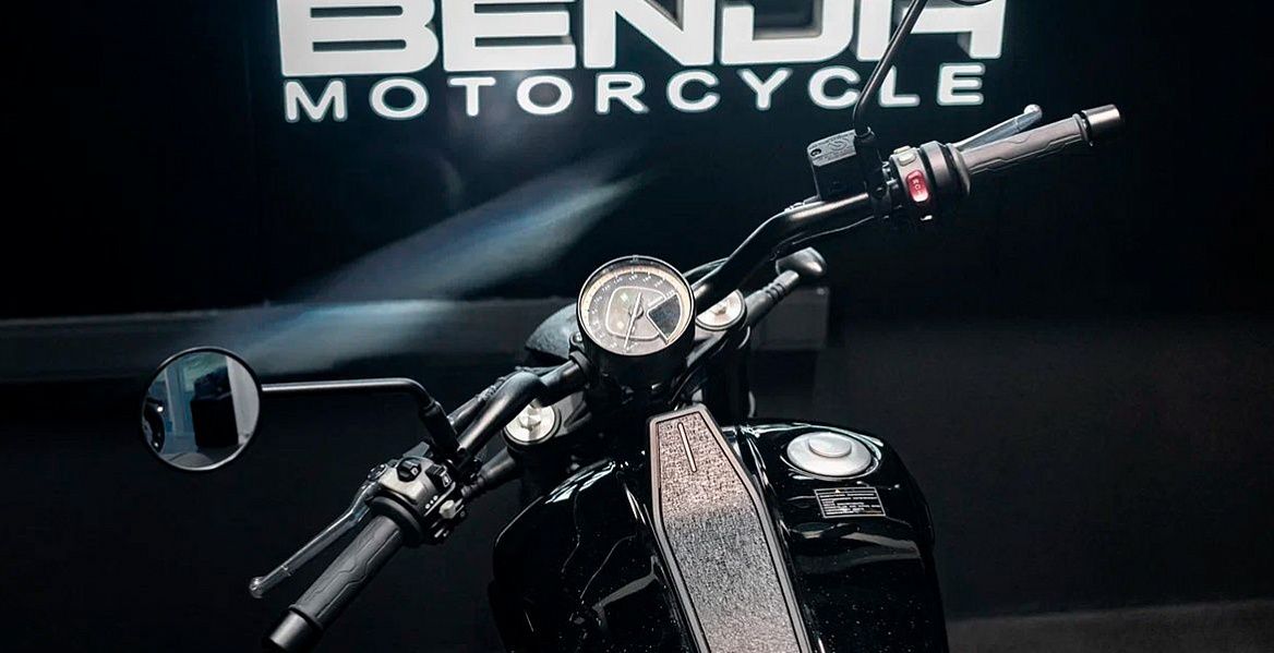 Внешний вид Мотоцикл BENDA DARKFLAG 500 - 6