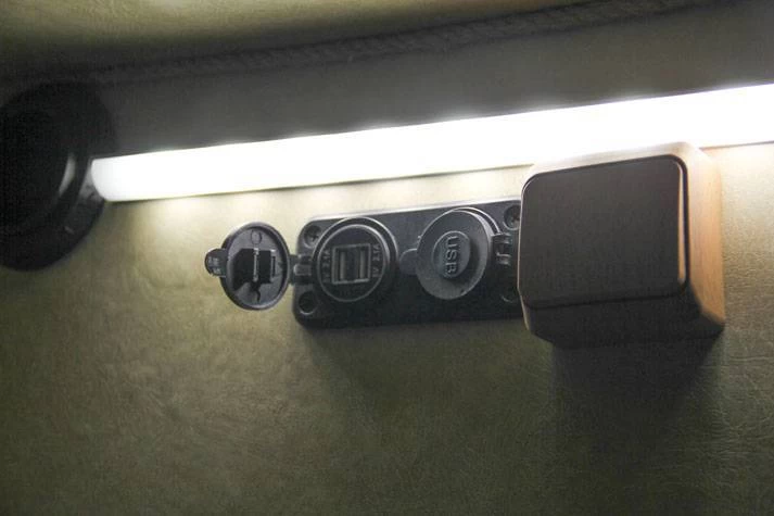 Интерьер Автодом 4x4 «АРКТИКА» на базе УАЗ Профи с однорядной кабиной - 9