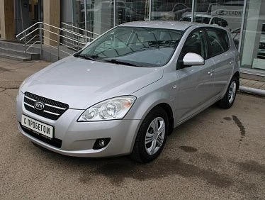 Kia Ceed 1.6 MT (122 л.с.) 2009 Г/в. 