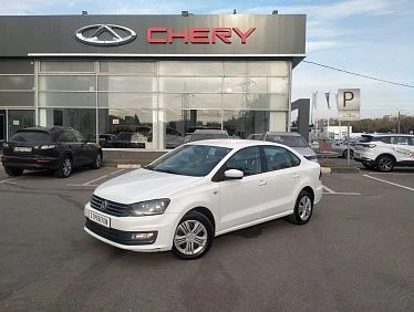 Volkswagen Polo 1.6 AT (105 л.с.) 2015 Г/в. 