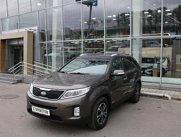 Kia Sorento 2.4 AT (175 л.с.) 4WD 2017 Г/в. 