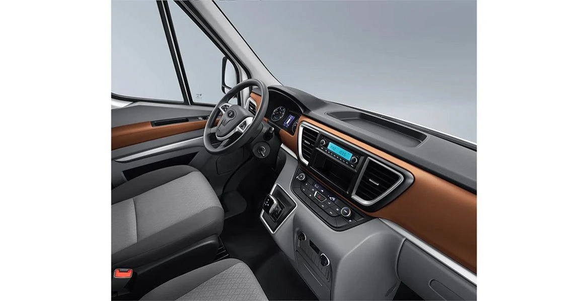 Интерьер SOLLERS SF5 Цельнометаллический фургон - 1