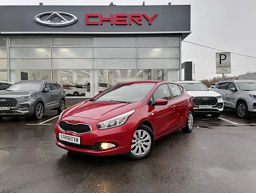 Kia Ceed 1.6 MT (126 л.с.) 2012 Г/в. 