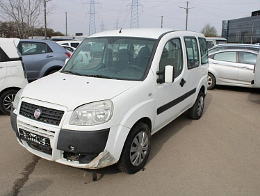 Fiat Doblo 1.4 MT (77 л.с.) 2010 Г/в. 